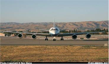 Transportni avion McDonnell Douglas DC 8 